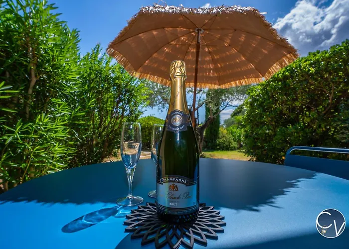 Moderne, Calme & Piscine Nyaraló